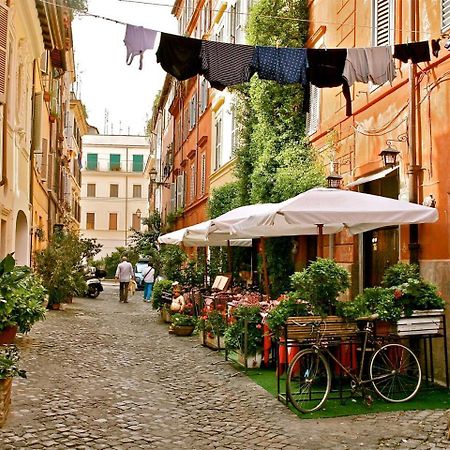 Guest House O Affittacamere La Civetta Di Trastevere B Rome Exterior photo